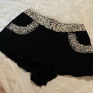 Flowy black shorts